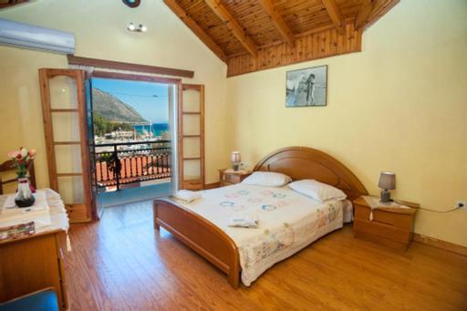 Fernanda'S Traditional 2 Floor House Villa Poros  Eksteriør billede