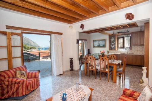 Fernanda'S Traditional 2 Floor House Villa Poros  Eksteriør billede